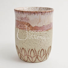 Load image into Gallery viewer, Tumbler - Carved Strawberry Cream
